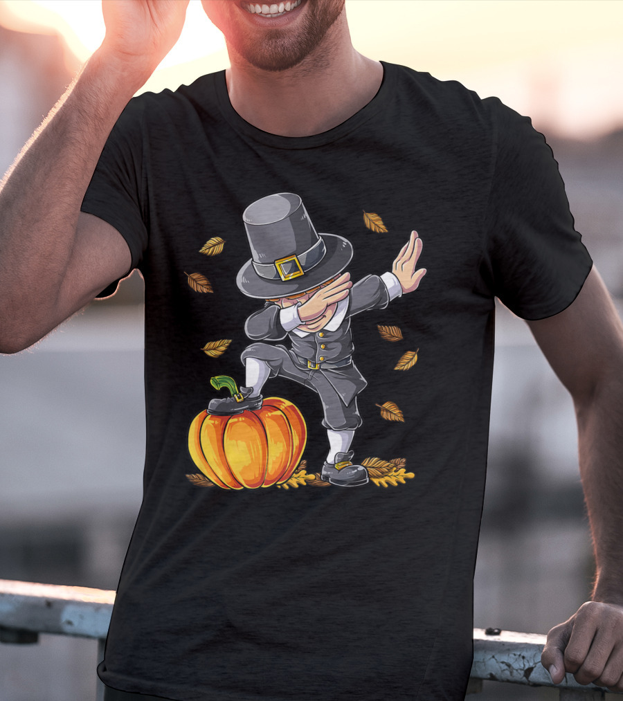Thanksgiving Dabbing Pilgrim Boy Pumpkin Autumn Leaves T-Shirt