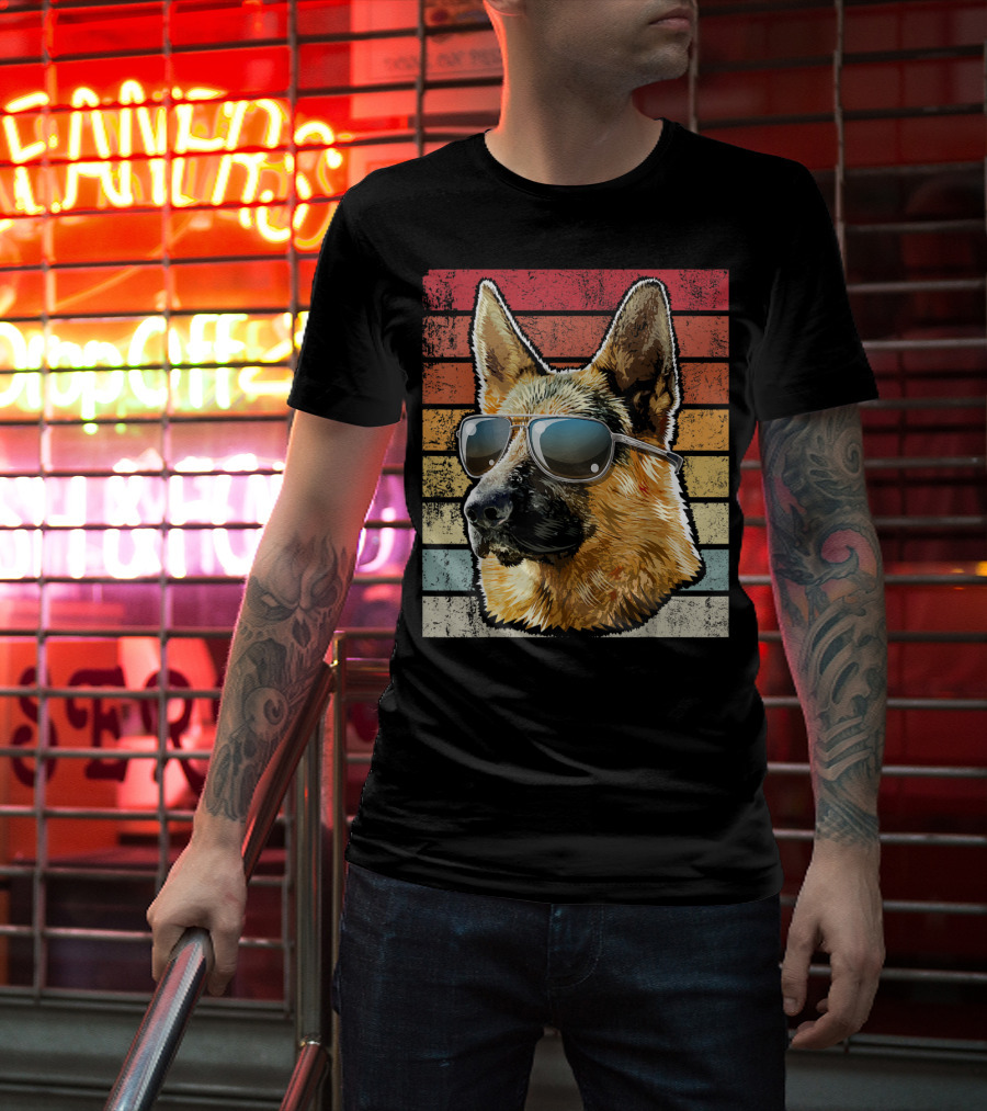 Retro Vintage German Shepherd Wearing Sunglasses T-Shirt