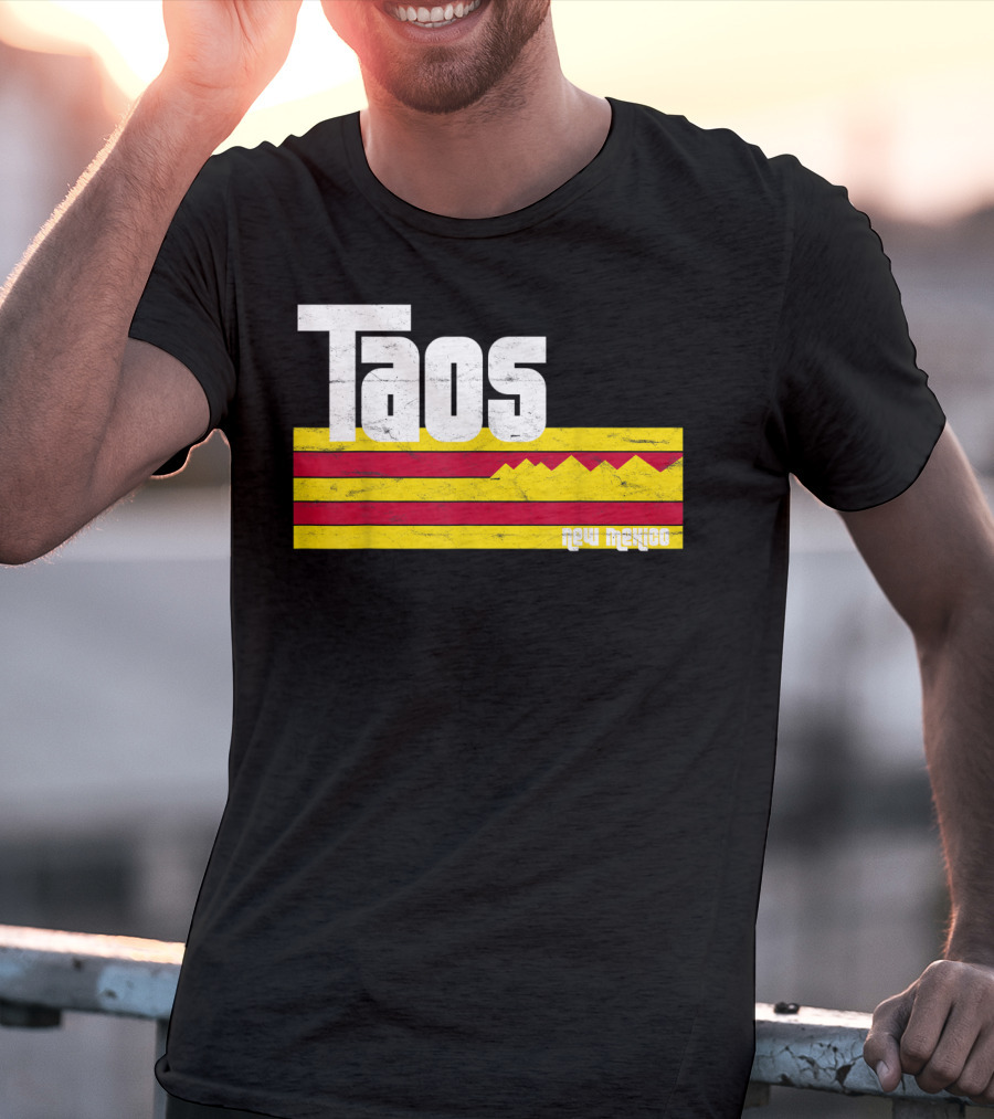 Taos New Mexico Vintage Mountain Stripes Skiing Hiking T-Shirt