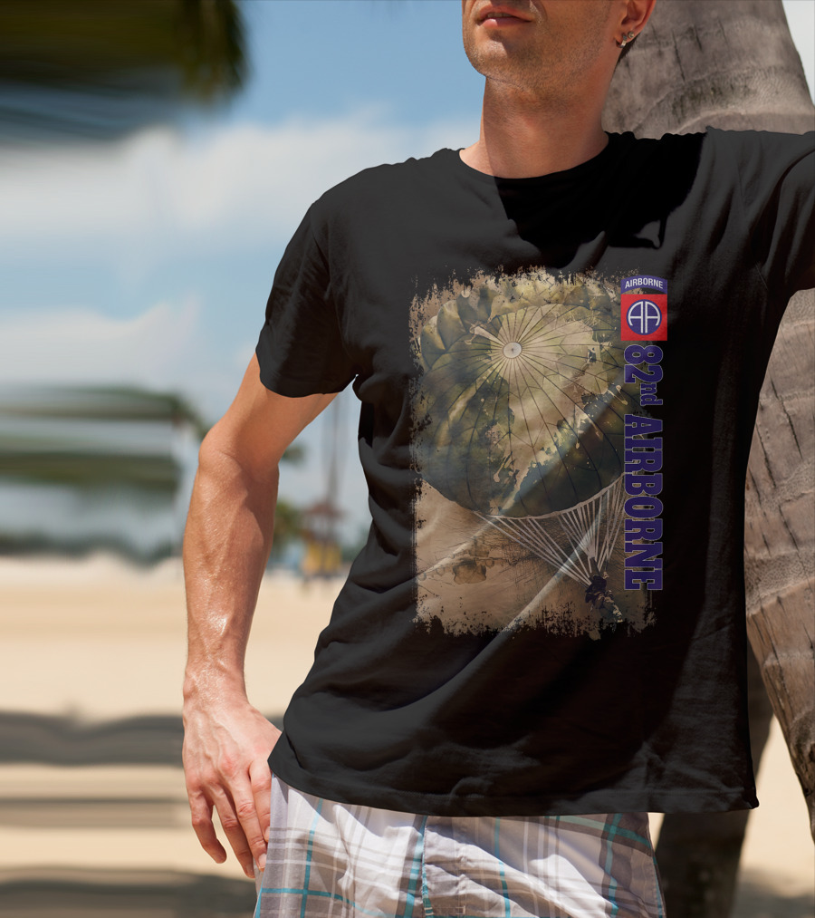 82Nd Airborne Division Parachute And Emblem T-Shirt