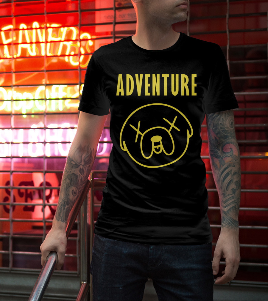 ADVENTURE PUG BAND Face Drawing T-Shirt
