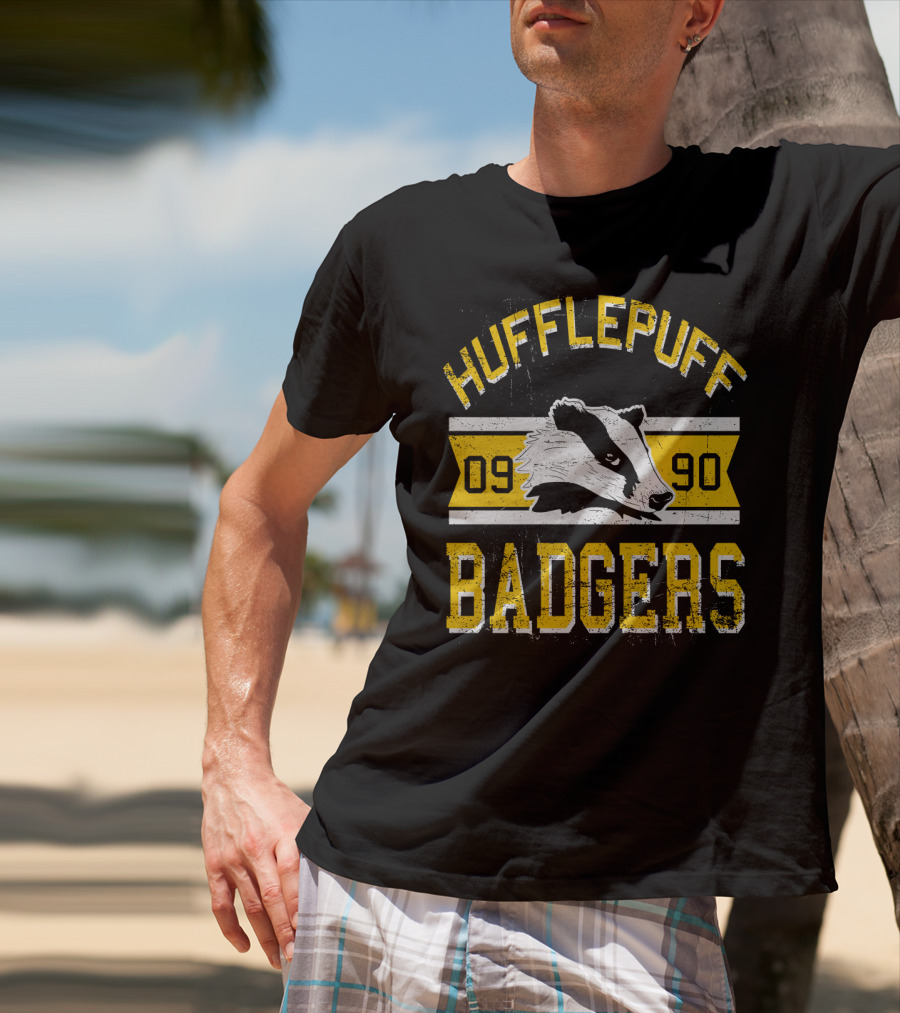 HUFFLEPUFF BADGERS 09 90 T-Shirt
