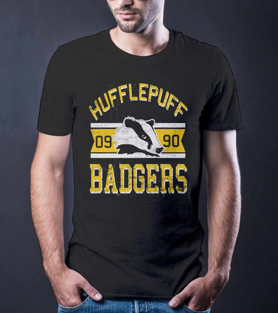 HUFFLEPUFF BADGERS 09 90 T-Shirt
