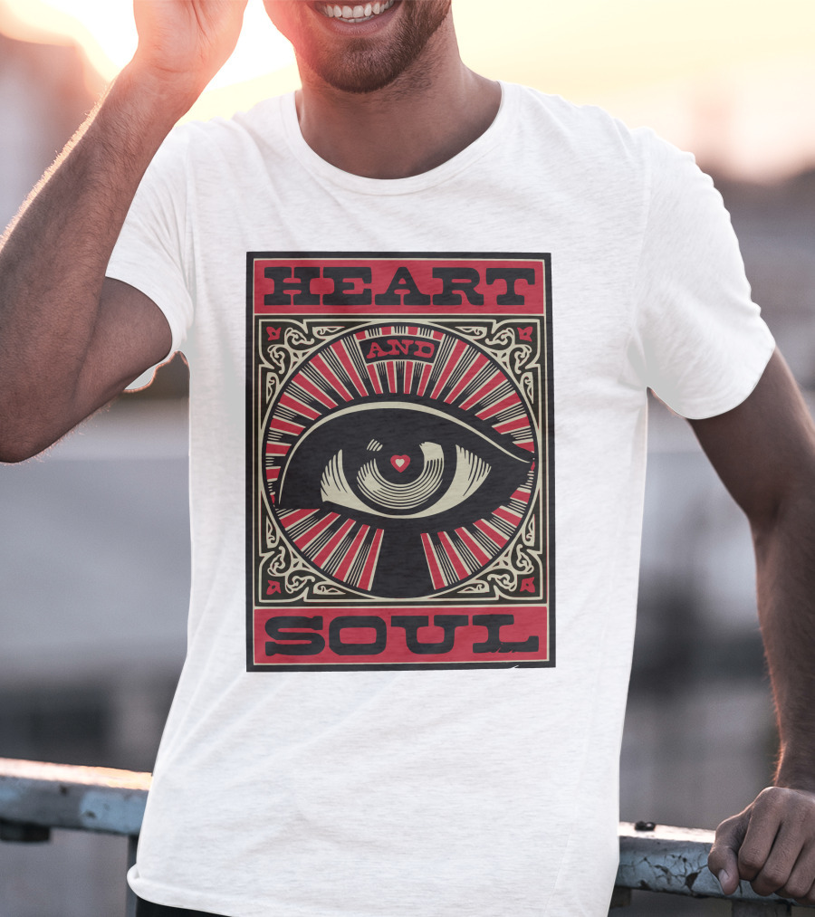 Heart And Soul Eye Art Radiating Love T-Shirt