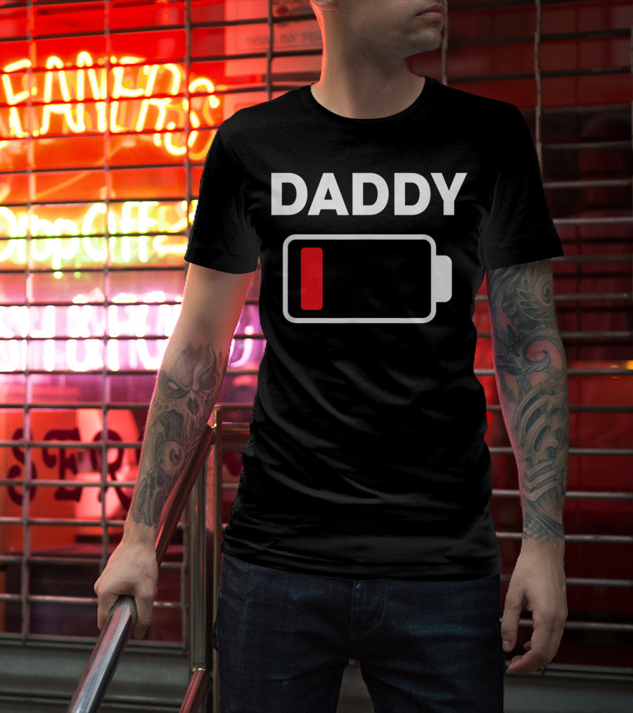 Daddy Low Battery Christmas Family Matching T-Shirt