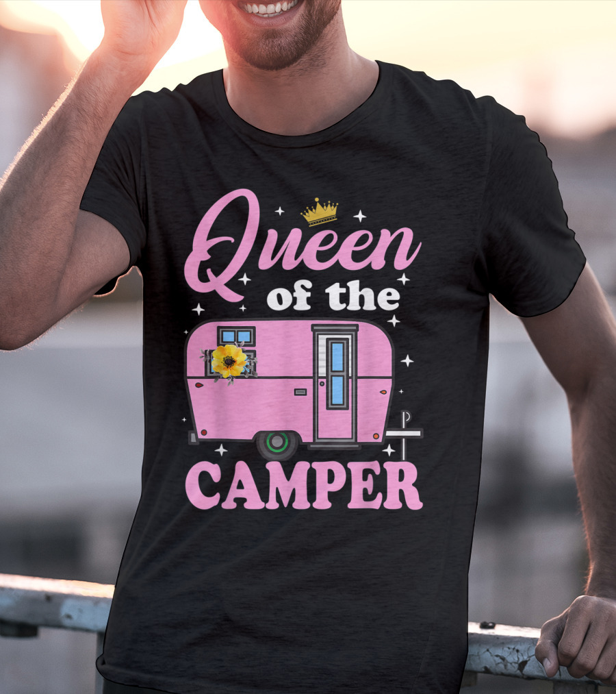 Queen Of The Camper Crowned Floral Retro Caravan Camping Outdoor T-Shirt