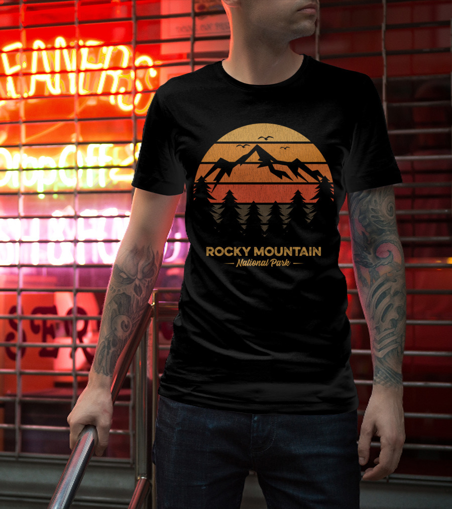 Rocky Mountain National Park Vintage Sunset Mountain T-Shirt