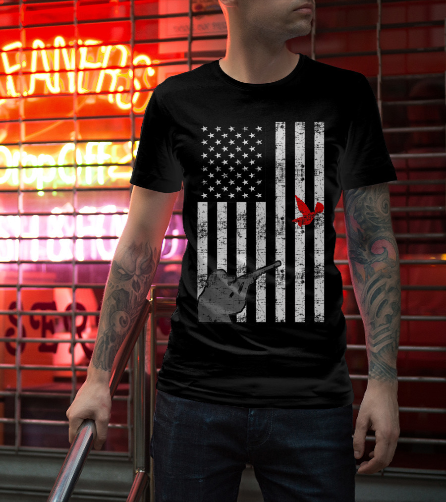 American Flag Bird Hunter Trapping USA Loyal Hunter T-Shirt