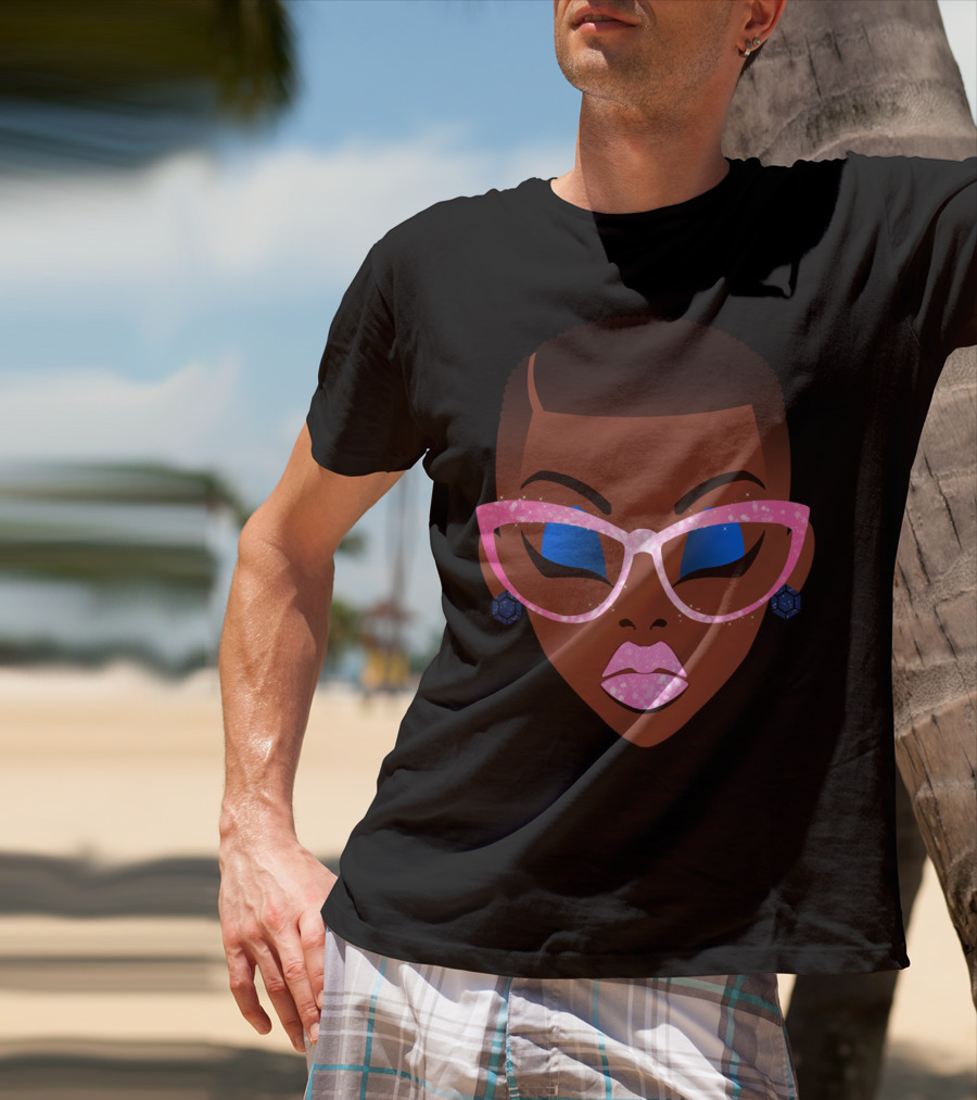 Beautiful Afro Black Girl With Natural Hair Pink Sparkle Glasses T-Shirt