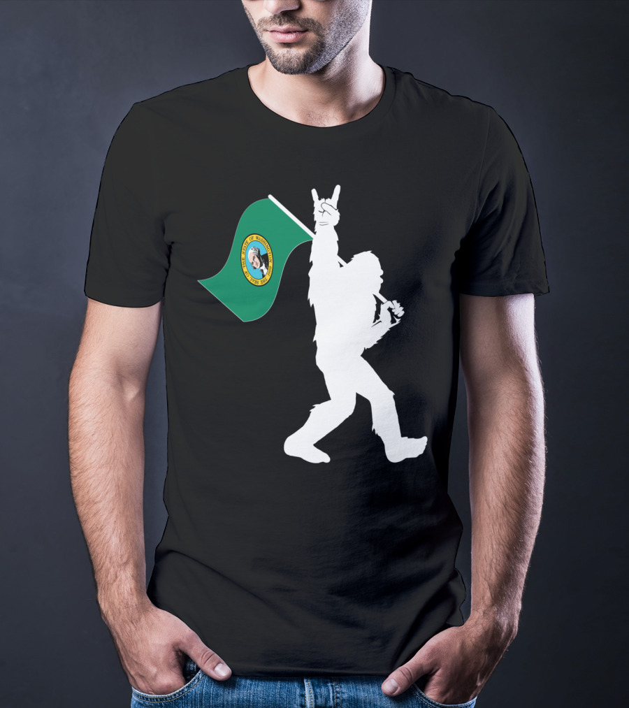 Bigfoot Holding Washington State Flag Rock And Roll Gesture T-Shirt