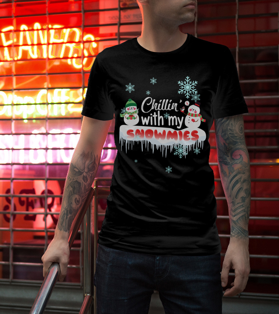Chillin' With My Snowmies Cute Snowman Smoking Pipe And Snowflakes T-Shirt