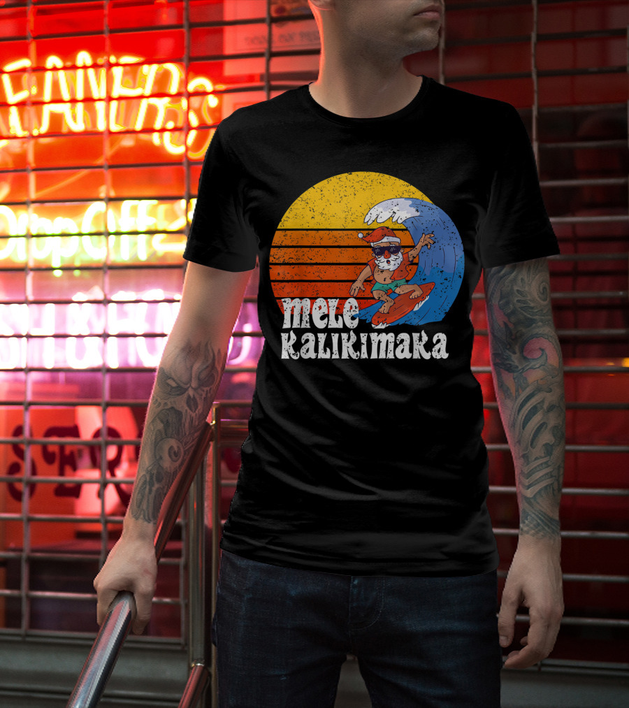 Mele Kalikimaka Surfing Santa Sunset Wave T-Shirt