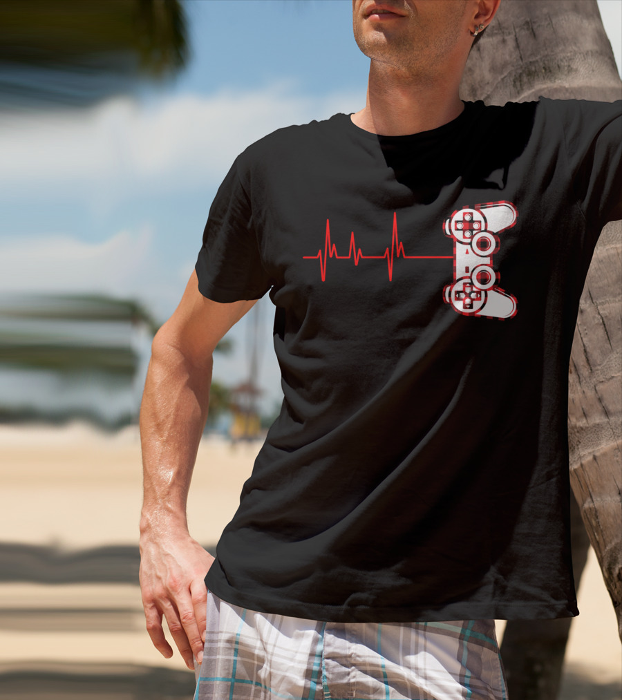 Heartbeat Red Buffalo Plaid Gamer Video Game Controller T-Shirt