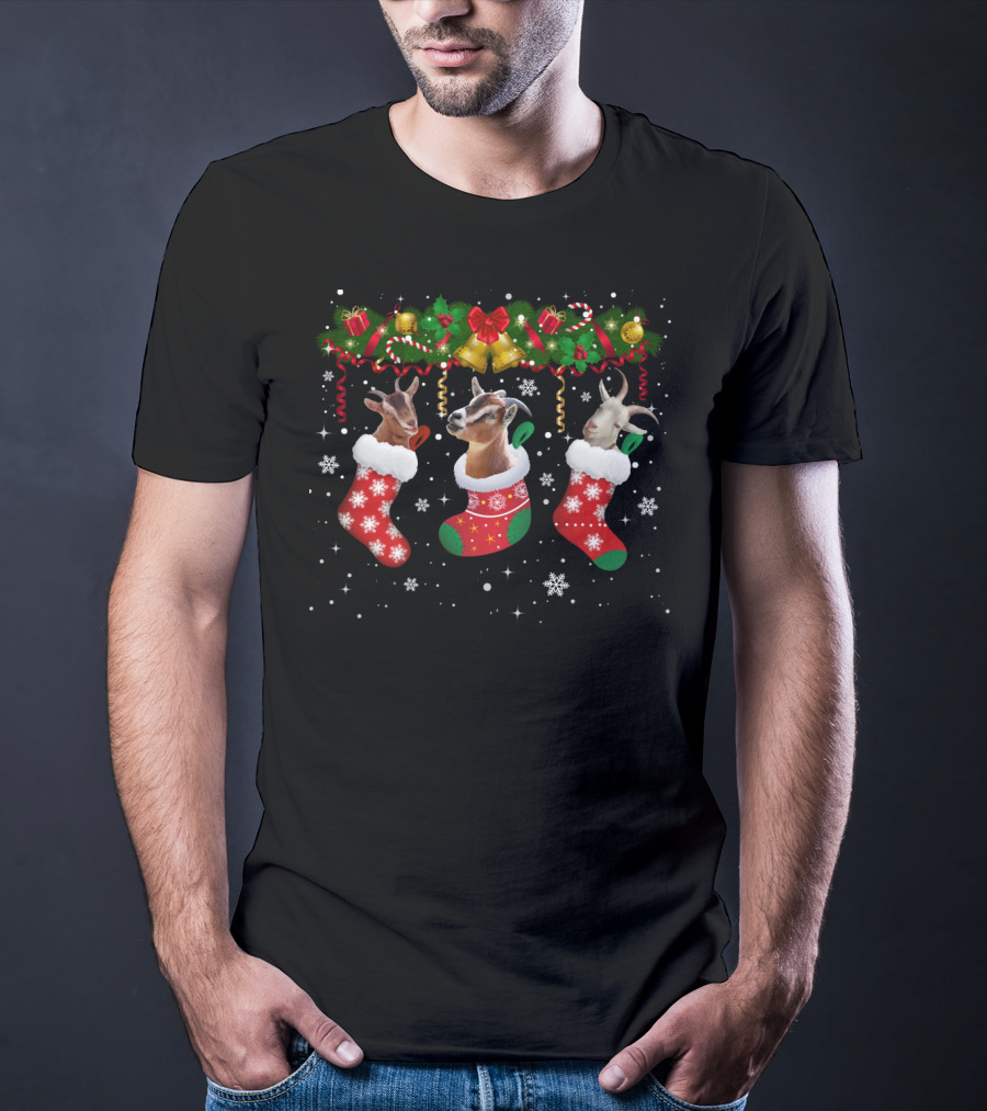 Christmas Cheer With Goats In Festive Socks For Goat Lovers And Farmers T-Shirt