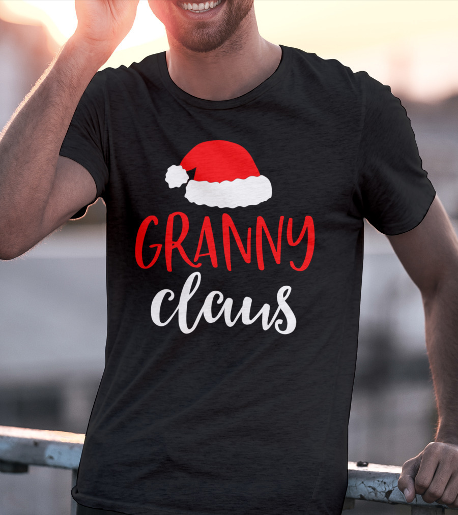 Granny Claus Christmas Santa Hat T-Shirt