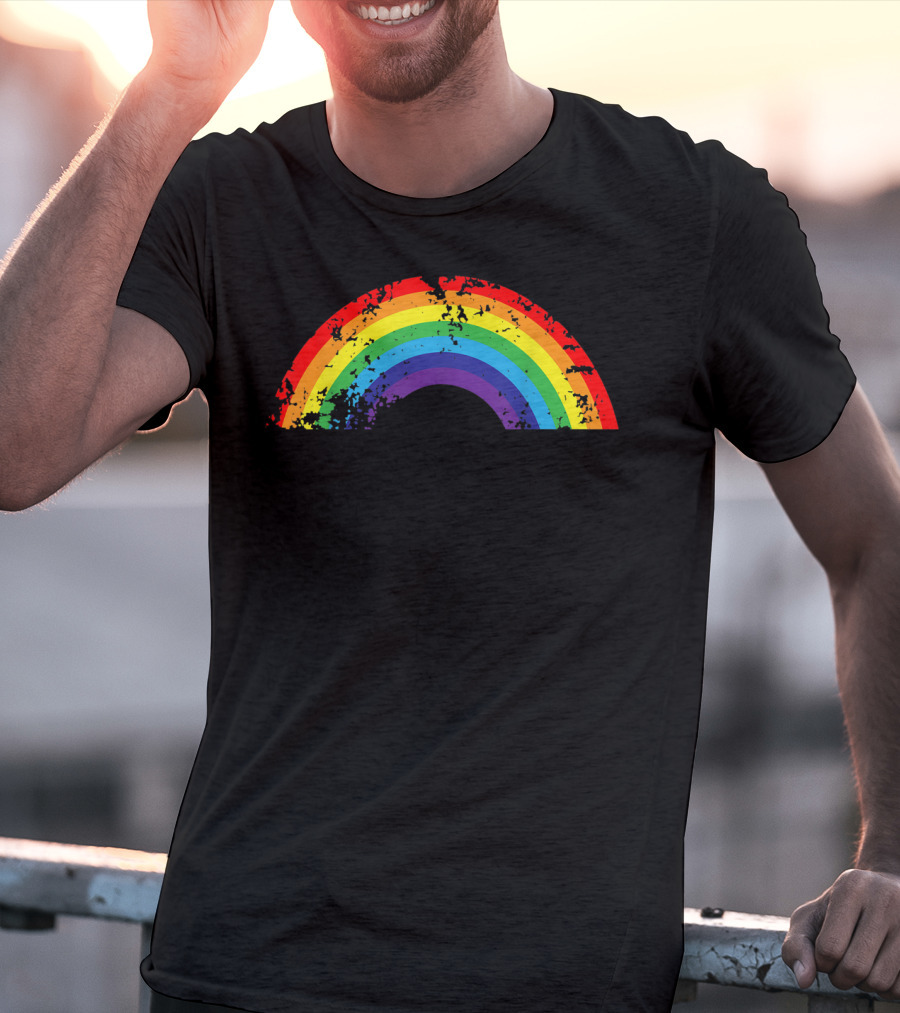 Cool Elegant Rainbow Vintage Retro 80's Style Rainbow T-Shirt