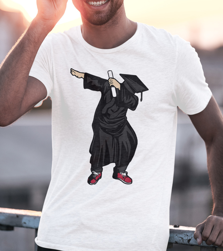 Dabbing Graduate Dance With Grad Hat And Diploma T-Shirt