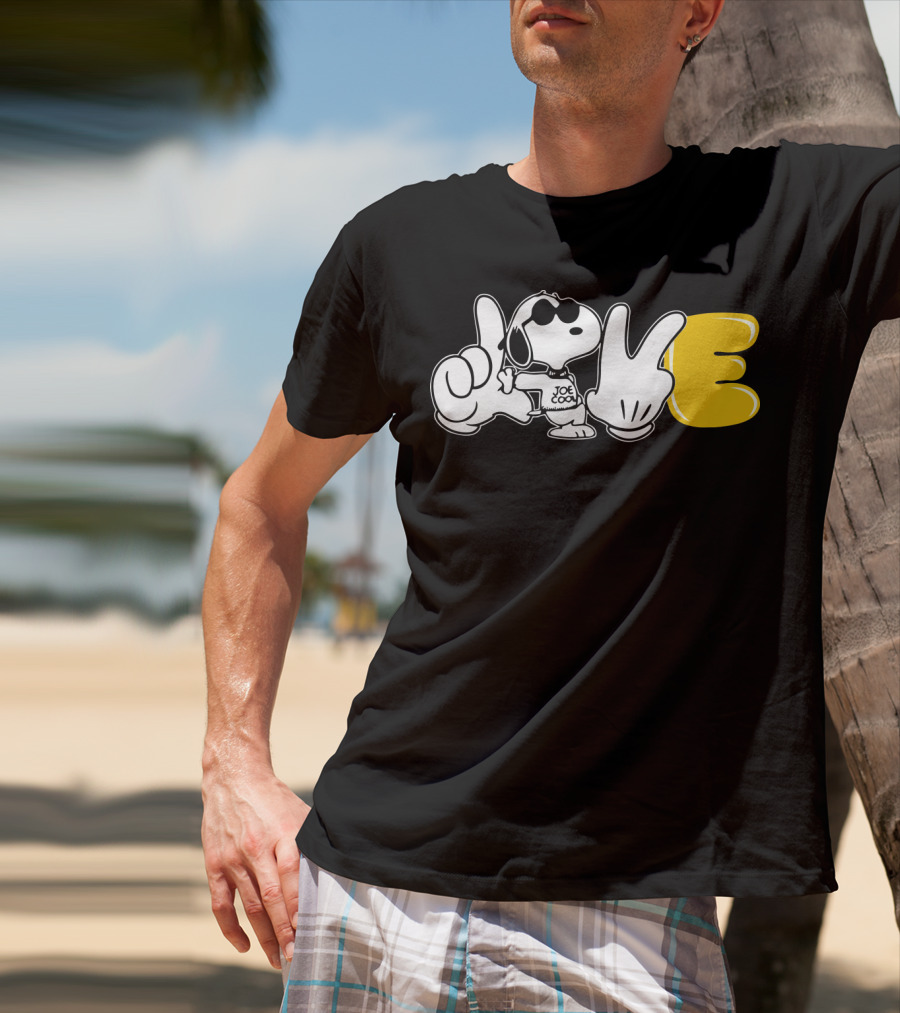Love Sign Language Joe Cool Snoopy The Peanuts Movie T-Shirt