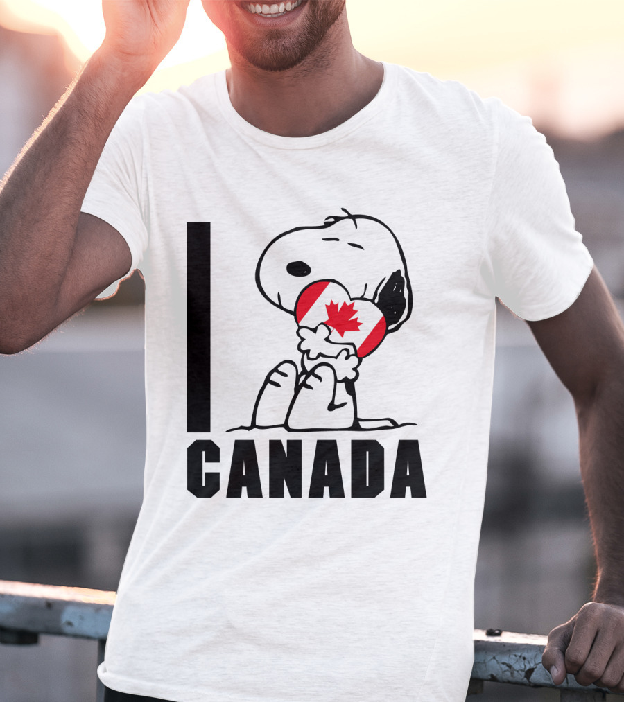 I Love Canada Snoopy Hugging Maple Leaf The Peanuts Movie T-Shirt