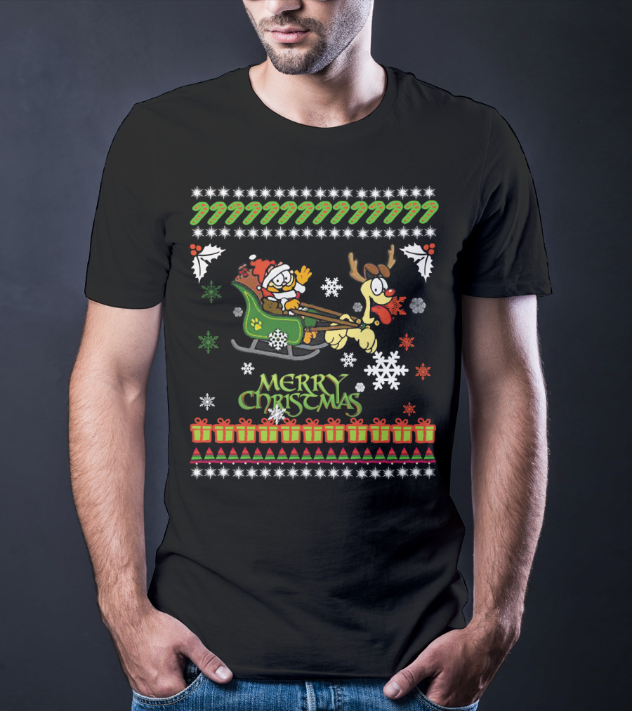 Merry Christmas Garfield Santa Sleigh With Reindeer Odie Snowflakes And Holly T-Shirt