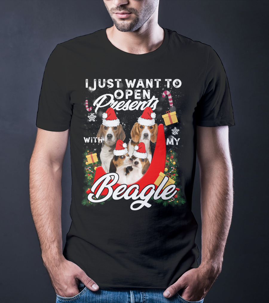 I Just Want To Open Presents With My Beagle Christmas Santa Hats Candy Canes Snowflakes T-Shirt