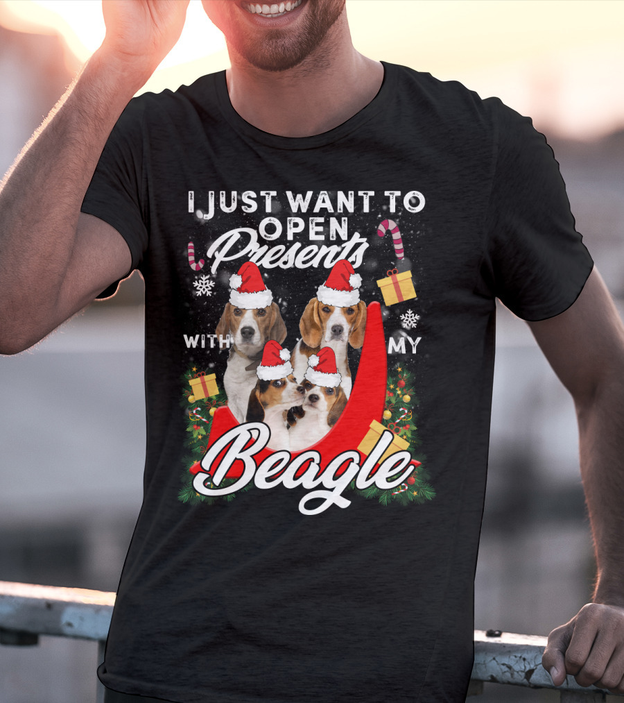 I Just Want To Open Presents With My Beagle Christmas Santa Hats Candy Canes Snowflakes T-Shirt