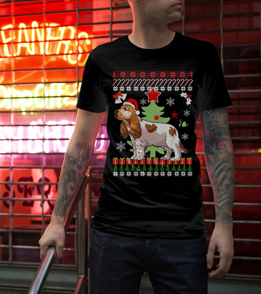 Christmas Cocker Spaniel Santa Hat Snowflakes Christmas Tree T-Shirt