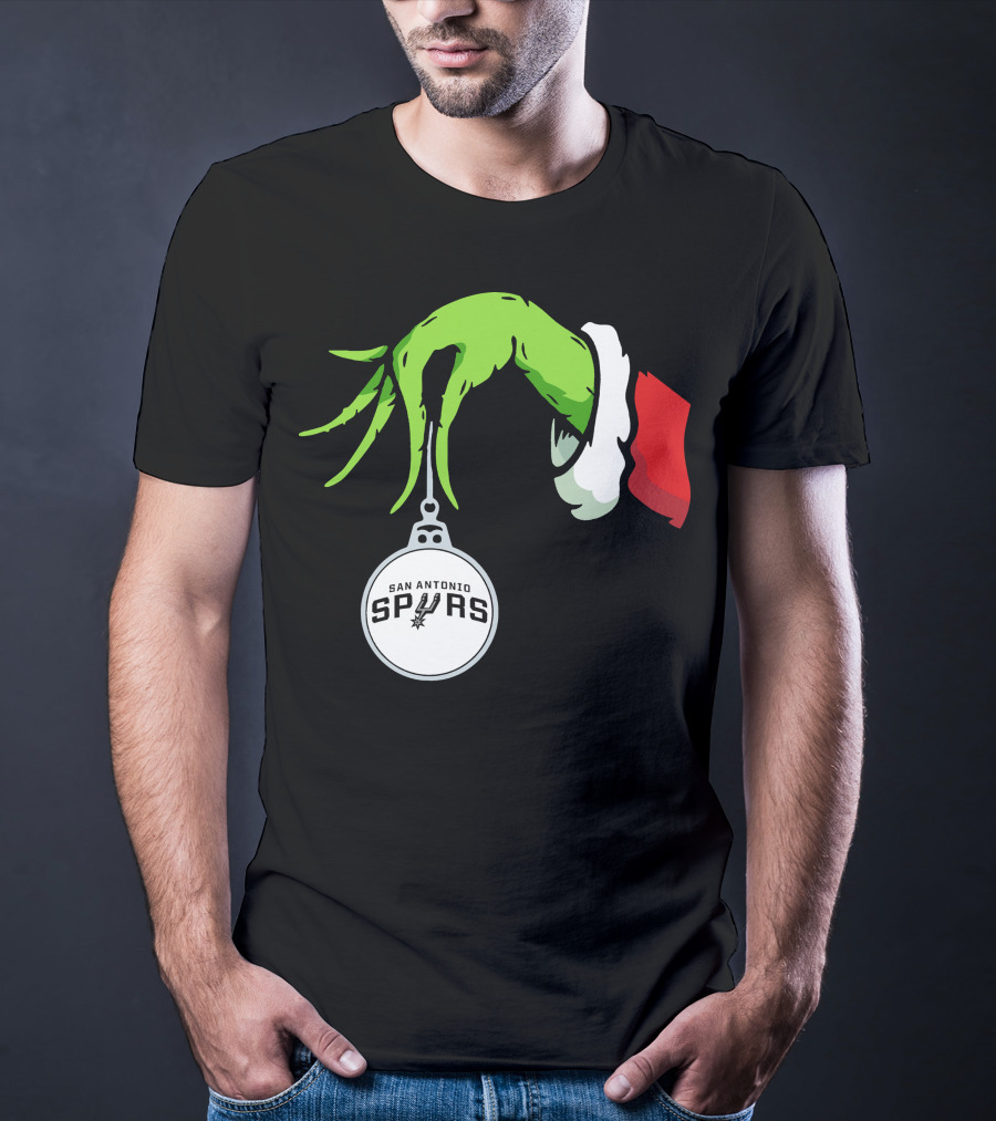 The Grinch Holding San Antonio Spurs T-Shirt