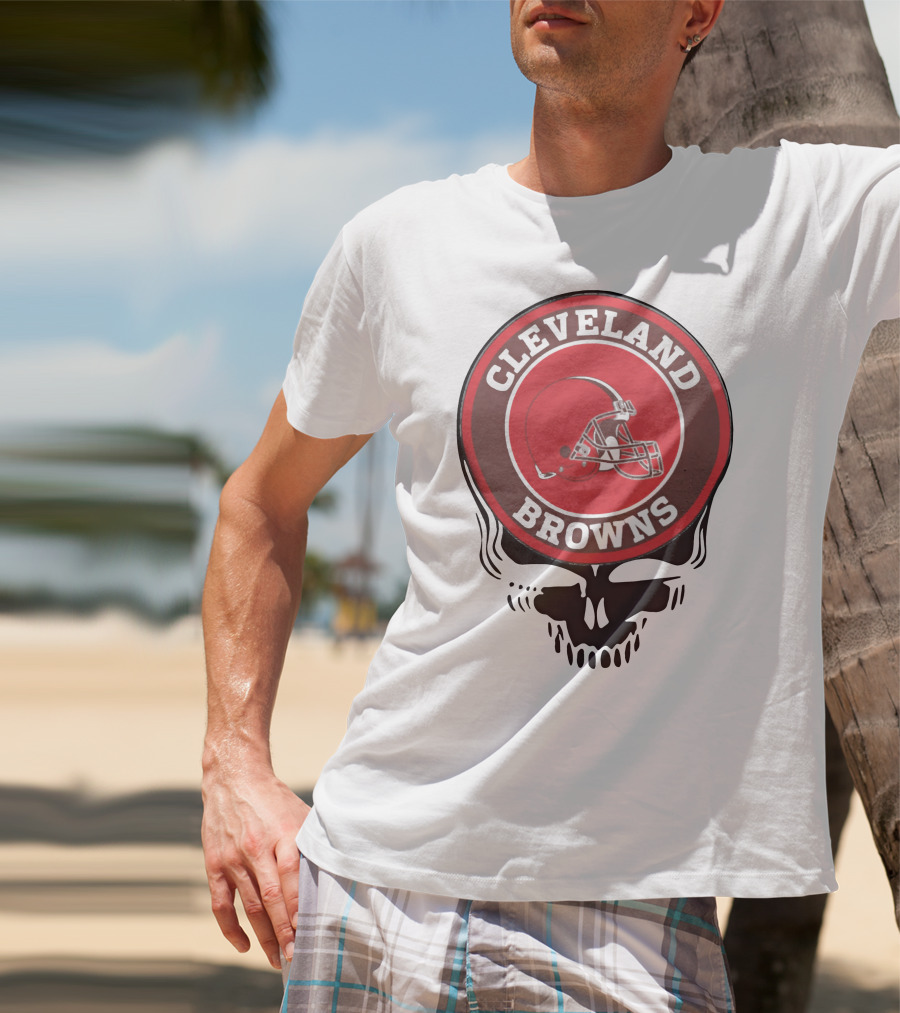 Cleveland Browns Football Helmet Skull T-Shirt