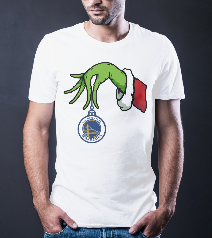 The Grinch Hand Holding Golden State Warriors T-Shirt