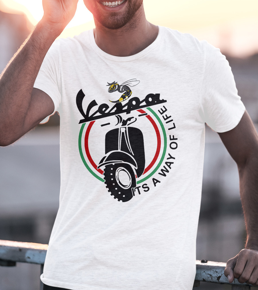 Vespa It's A Way Of Life With Bee And Scooter T-Shirt