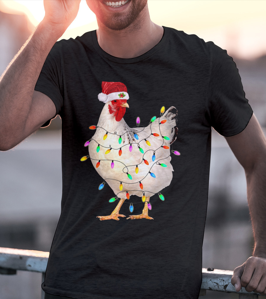 CHICKEN LIGHT CHRISTMAS SANTA HAT STRING LIGHTS T-Shirt