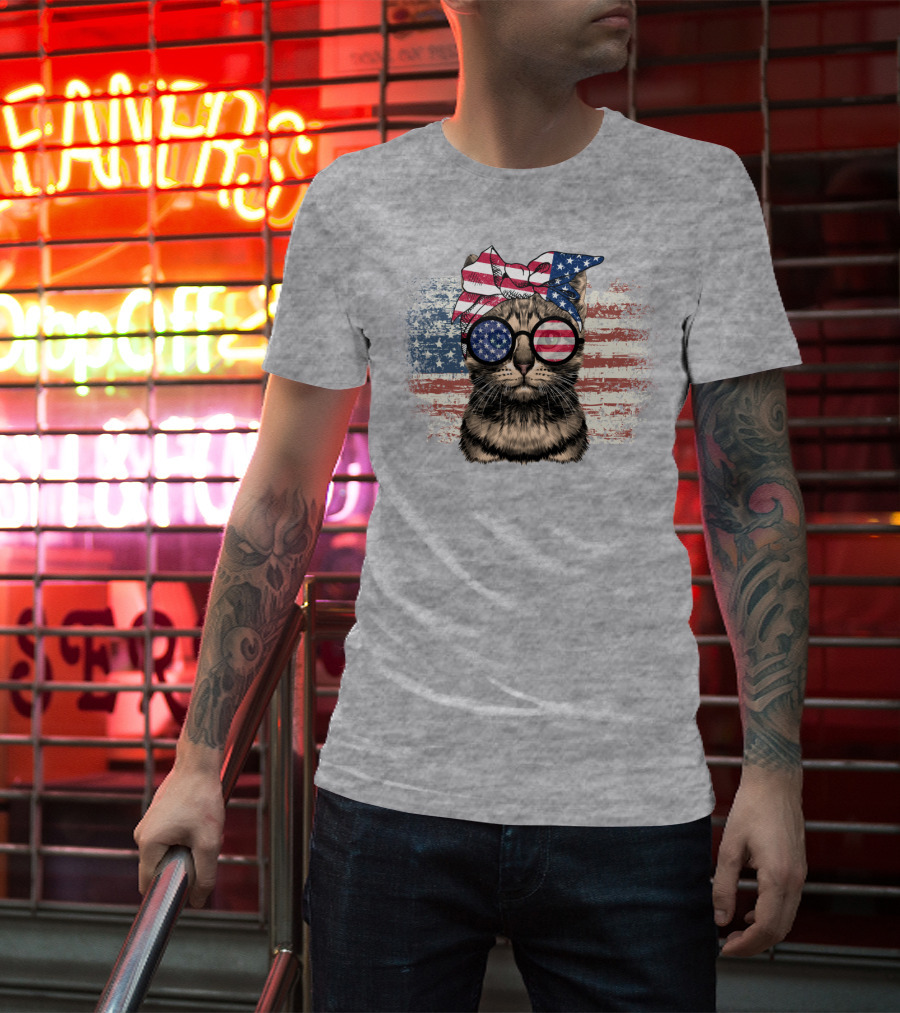 Cat American Flag Glasses Bandana T-Shirt
