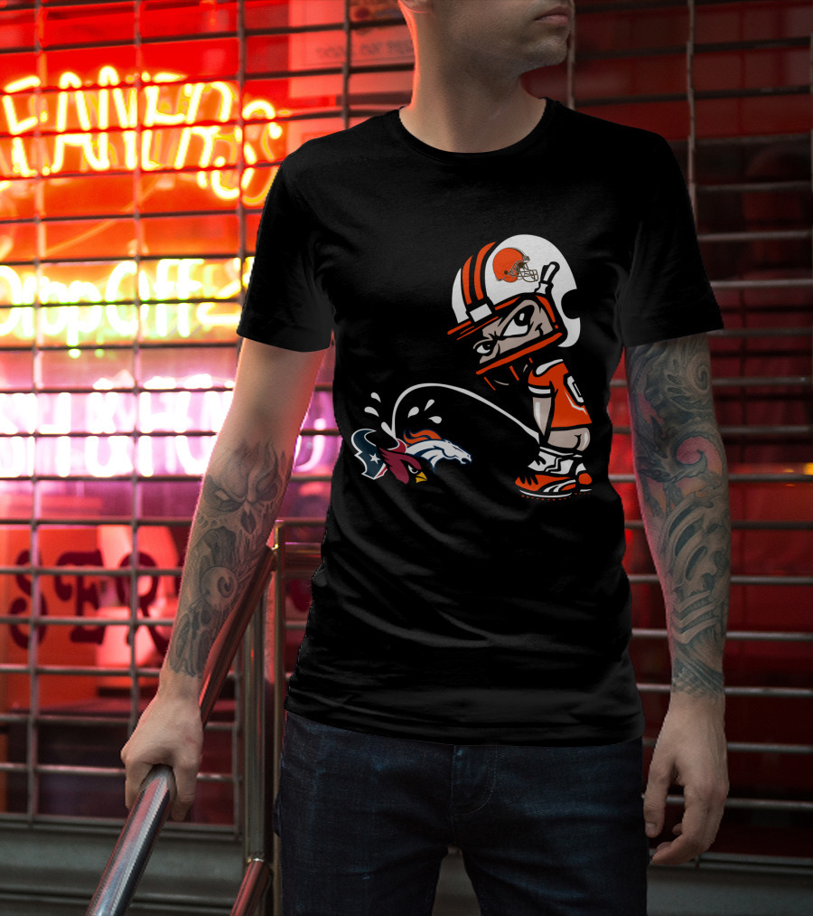 Cleveland Browns Player Humorous Rival Team Logos Interaction T-Shirt