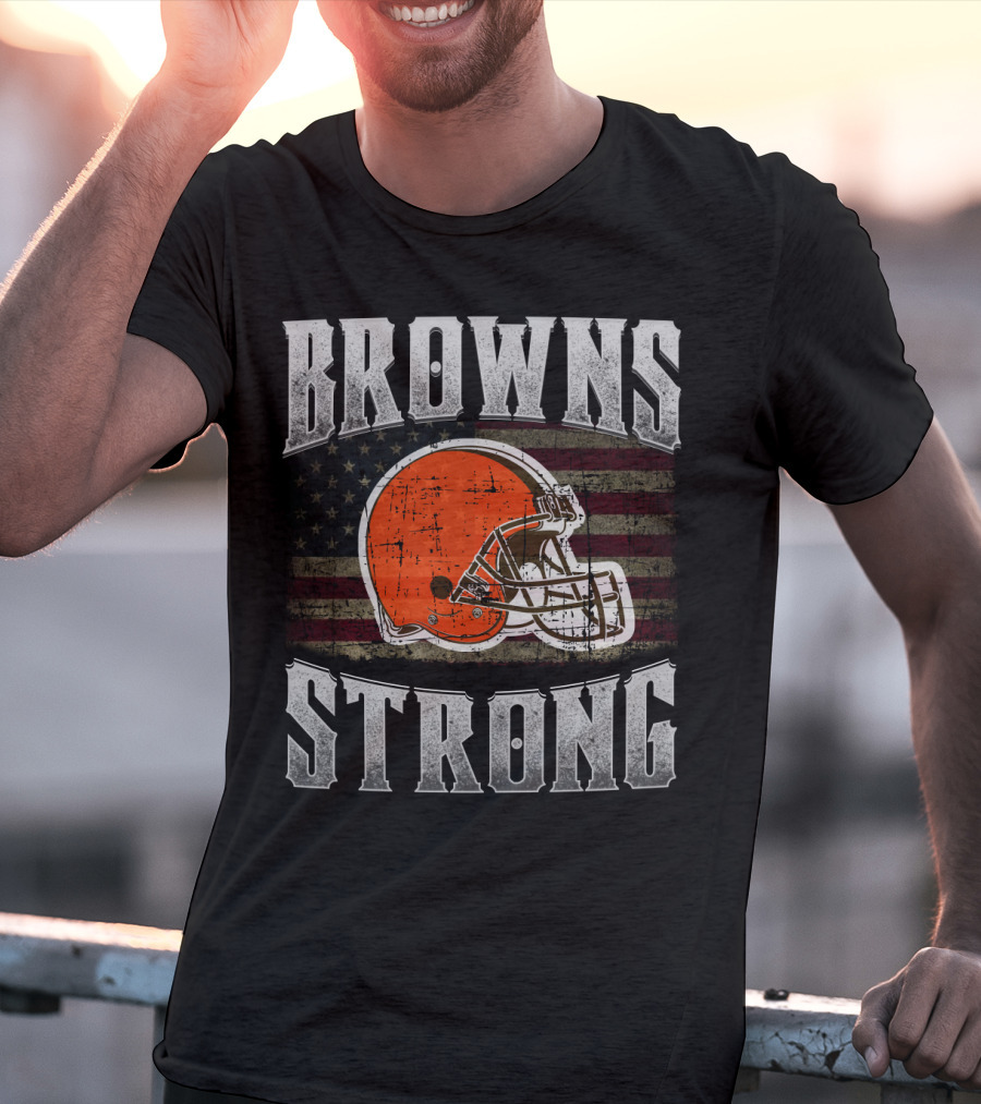 Browns Strong American Flag Cleveland Browns Helmet T-Shirt