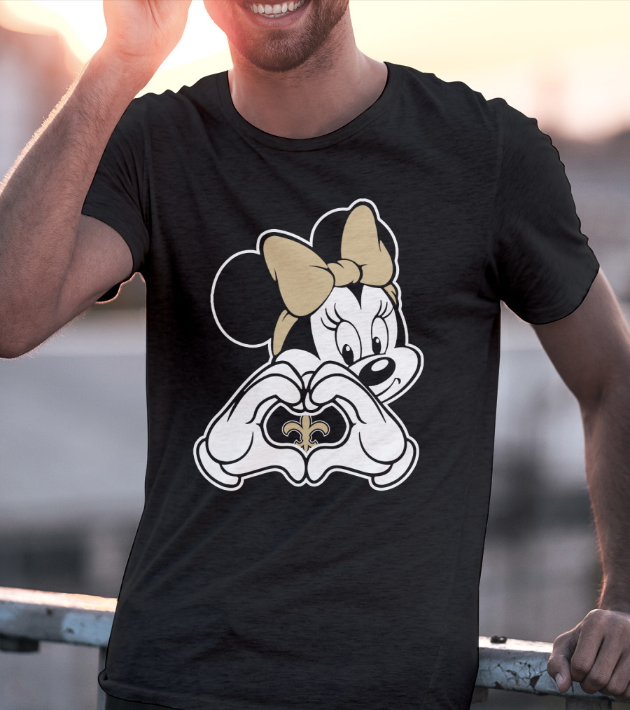 Minnie Mouse Heart Hands New Orleans Saints T-Shirt