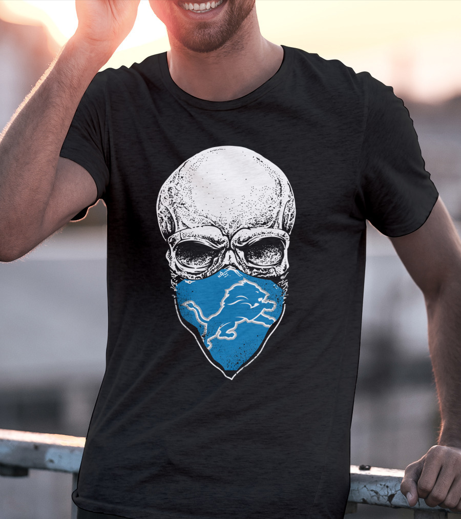 Detroit Lions Skull Bandana T-Shirt