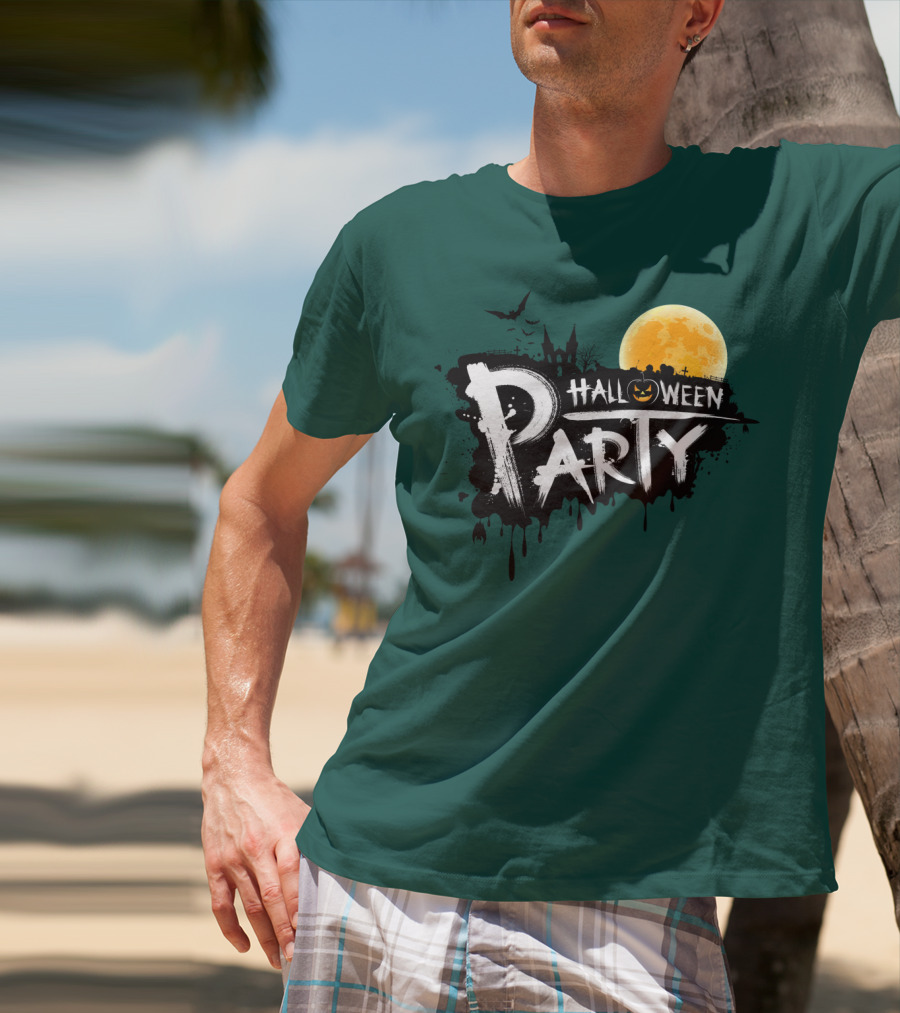 Halloween Party Moonlit Haunted House And Bats T-Shirt