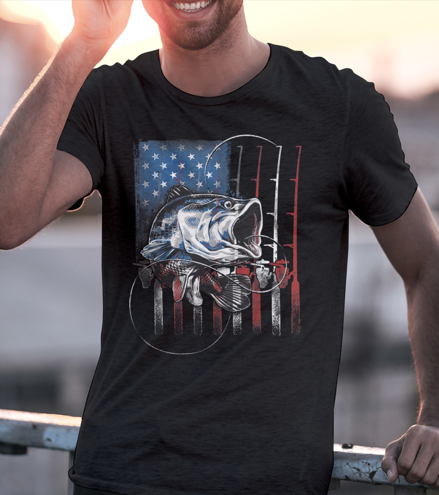 Vintage American Flag Bass Fishing USA Fisherman T-Shirt