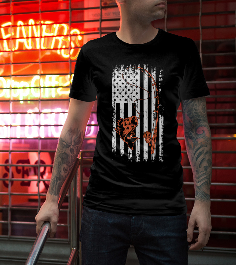 USA Fishing Flag Bass And Rod American Flag T-Shirt