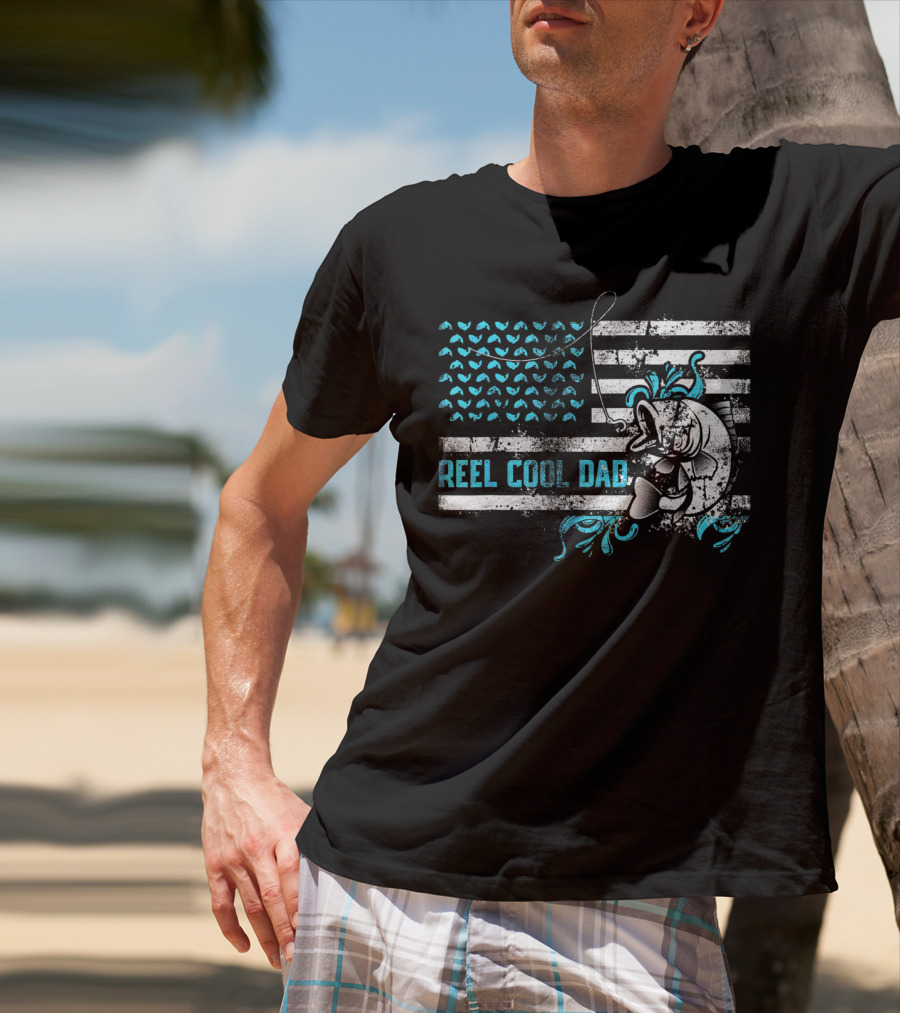 Reel Cool Dad Fishing Funny Fisherman With Fish And American Flag T-Shirt