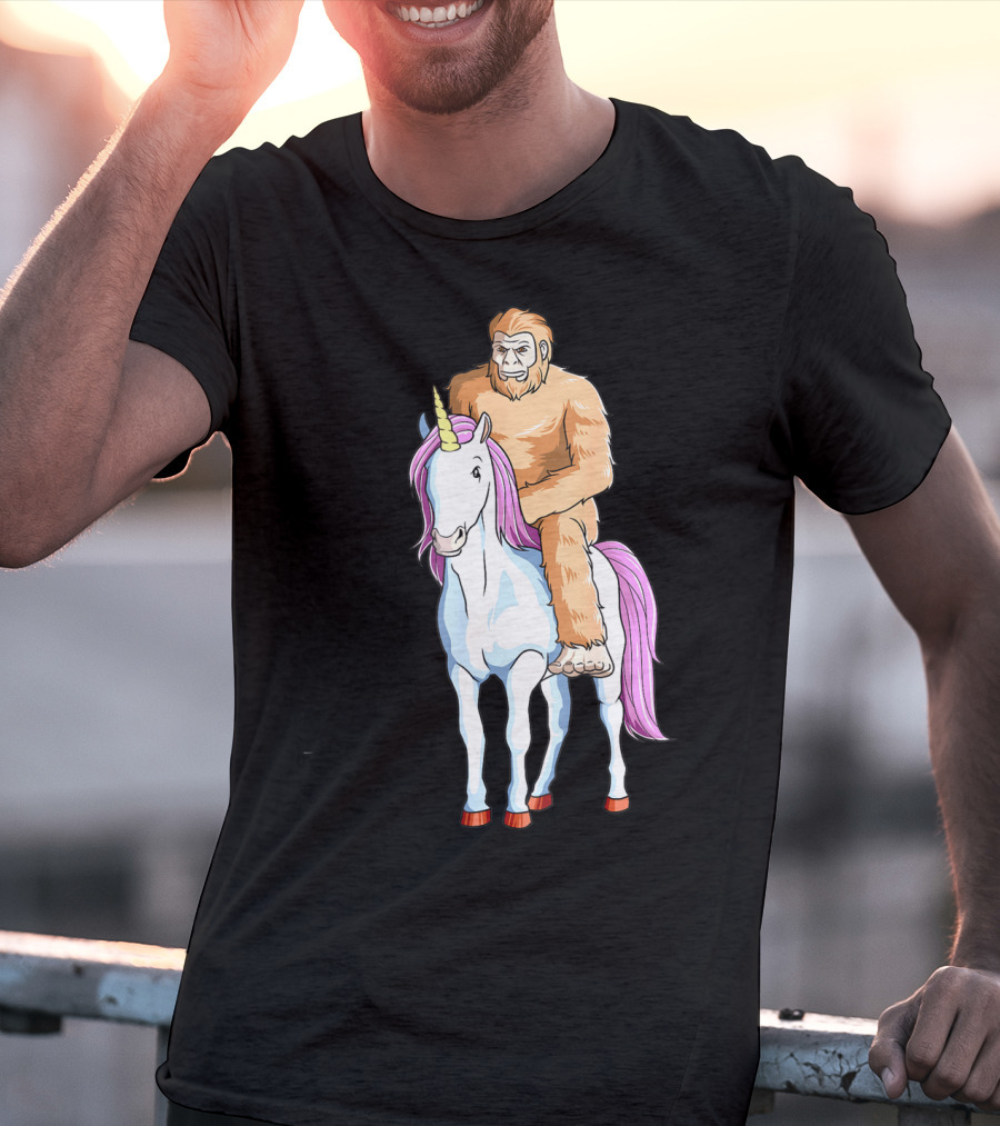 Bigfoot Sasquatch Riding Unicorn Mythical Creature Adventure T-Shirt