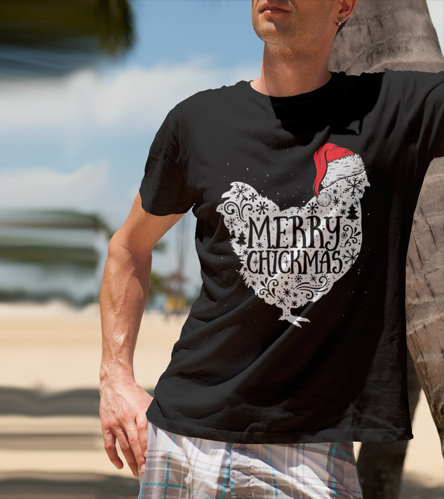Merry Chickmas Chicken With Santa Claus Hat T-Shirt