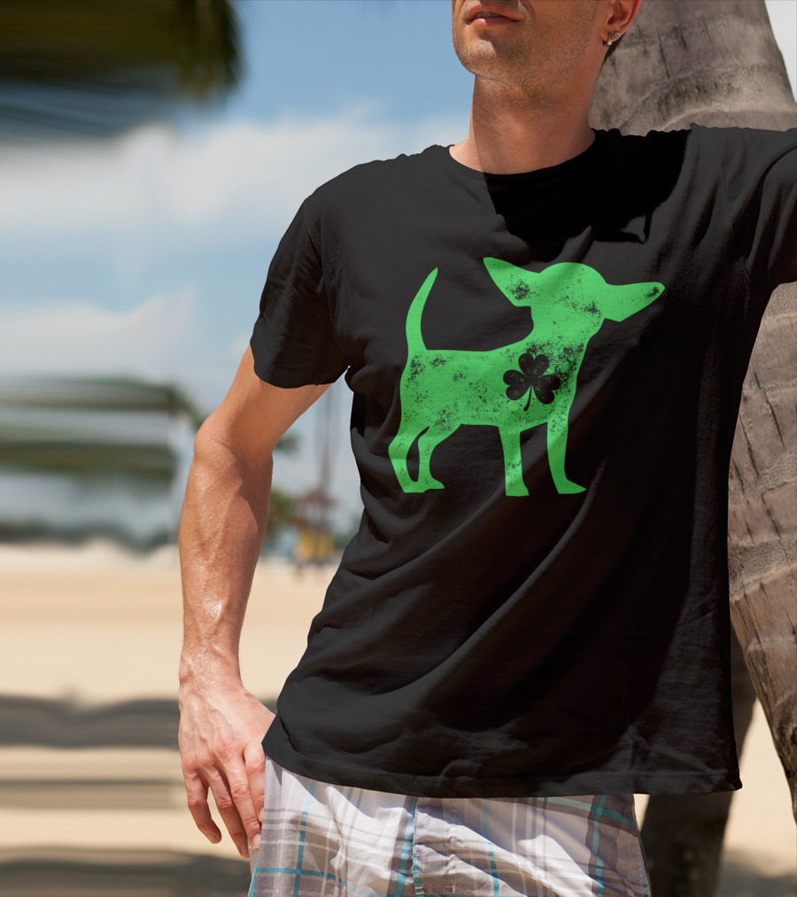 Chihuahua St Patricks Day Dog Lover Shamrock Iconic Green T-Shirt