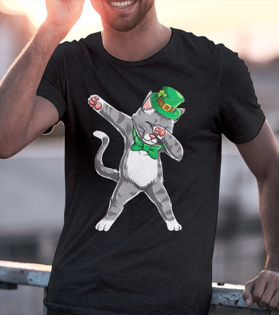Dabbing Cat Leprechaun St Patricks Day T-Shirt
