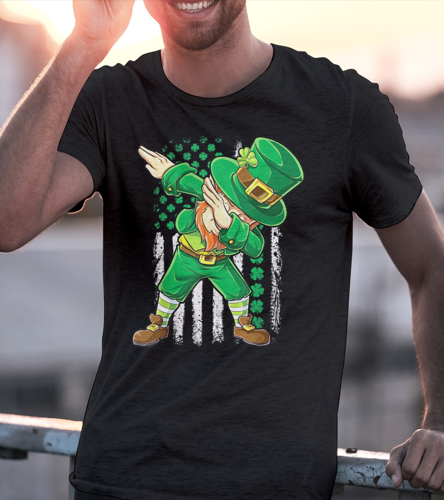 Dabbing Leprechaun With Irish American Flag Background And Shamrocks T-Shirt
