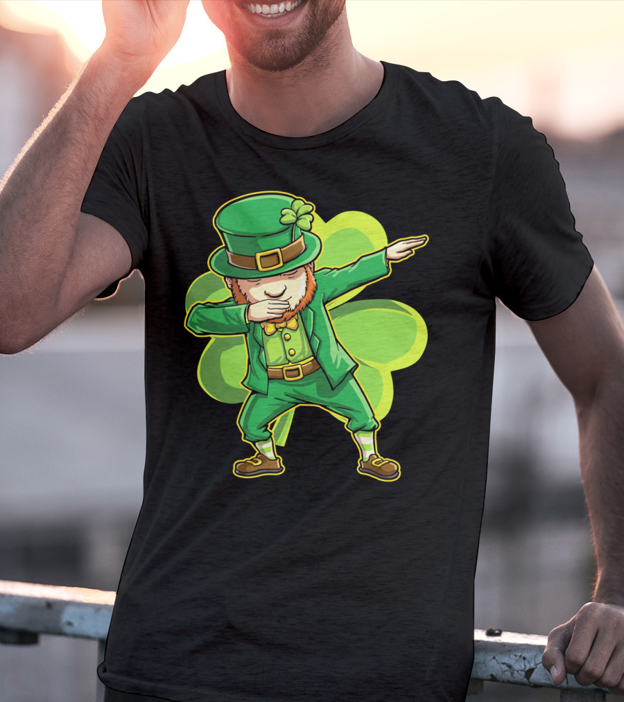 Dabbing Leprechaun Funny St Patricks Day Men Dab Shamrock T-Shirt