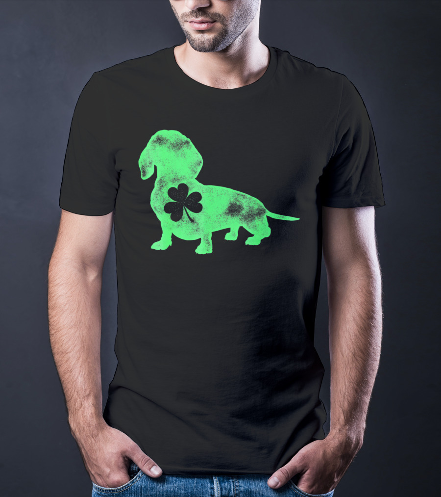 Dachshund Shamrock St Patricks Day Dog Lover Men T-Shirt