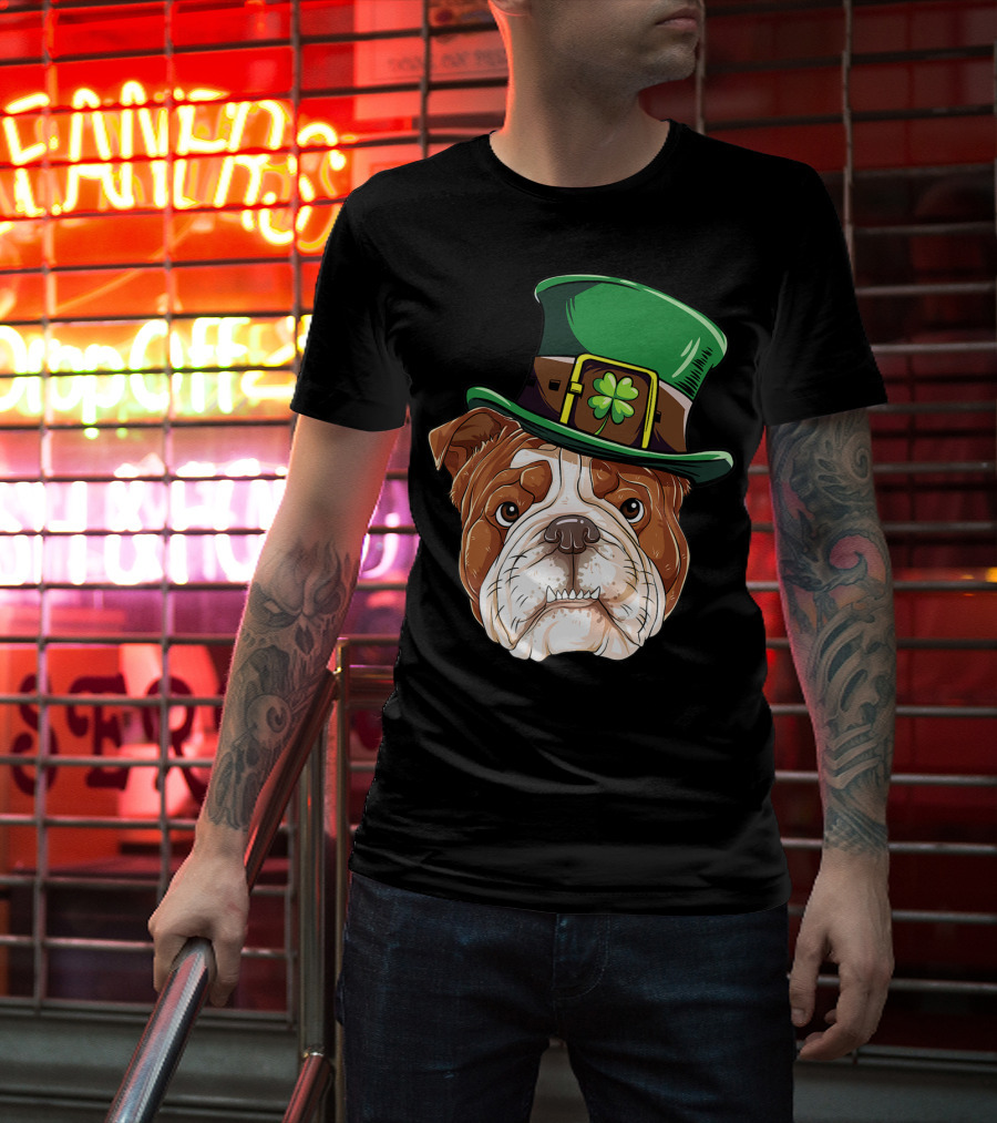 St Patricks Day English Bulldog Leprechaun Hat T-Shirt