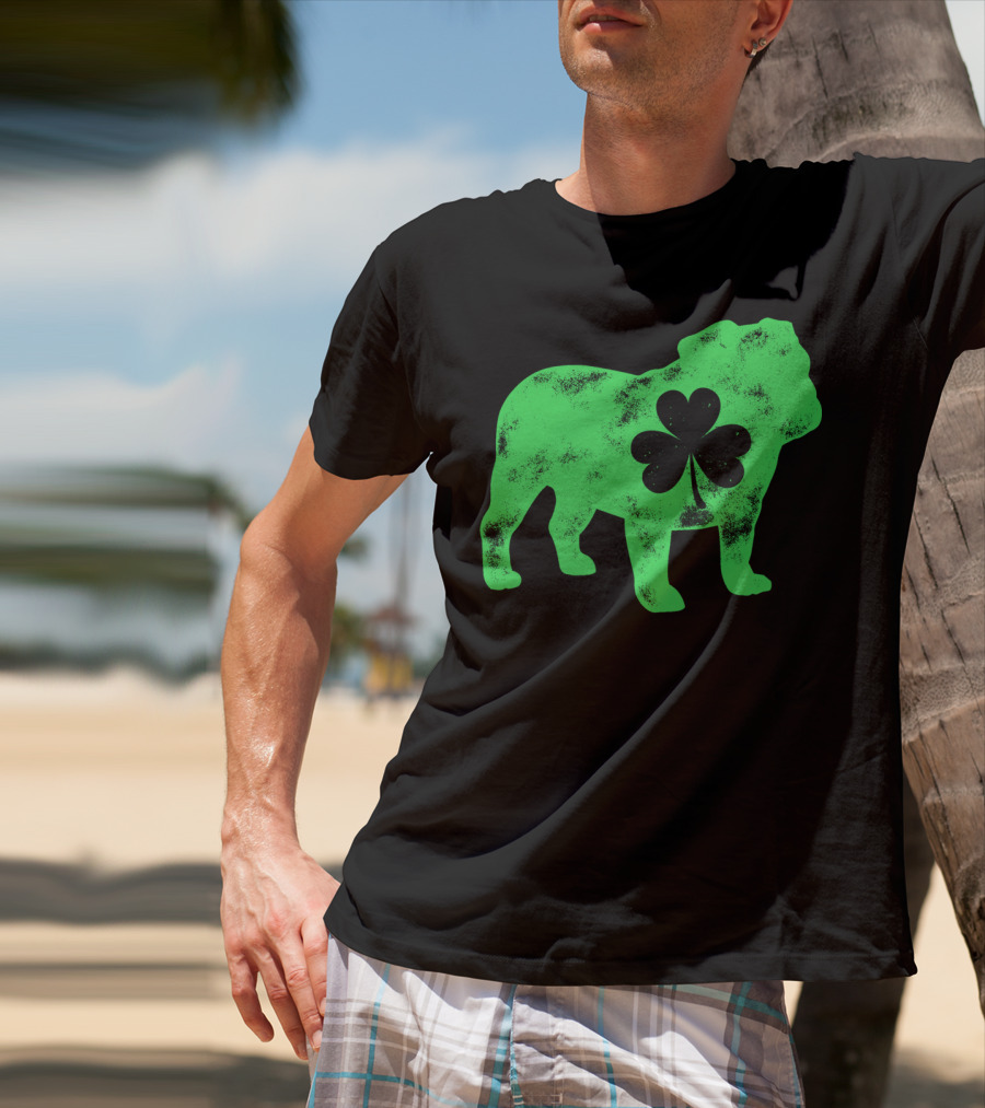English Bulldog Shamrock St Patricks Day Men Dog T-Shirt